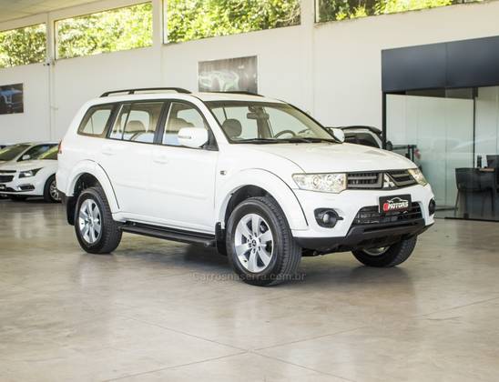 MITSUBISHI PAJERO DAKAR 3.2 HPE 4X4 7 LUGARES 16V TURBO INTERCOOLER DIESEL 4P AUTOMÁTICO